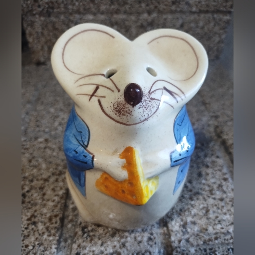 Mouse Cheese Shaker Ceramic Mouse